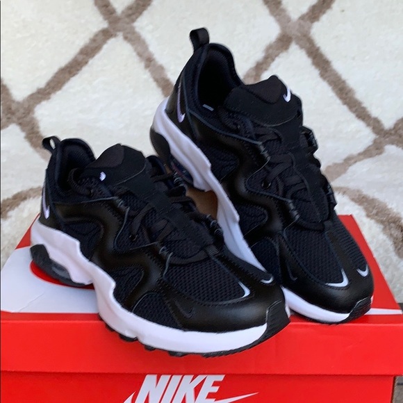 Nike Air Max Graviton Women's - Picture 14 of 16